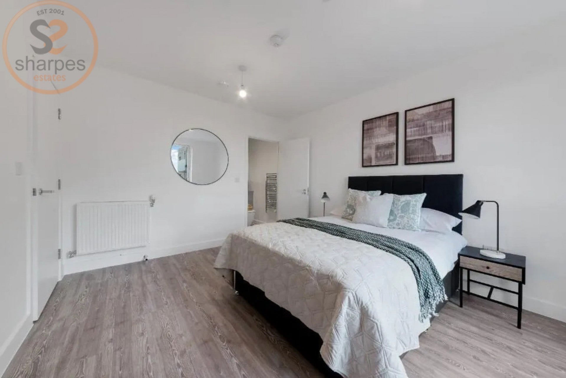 Flat Beverley Way in Greater London