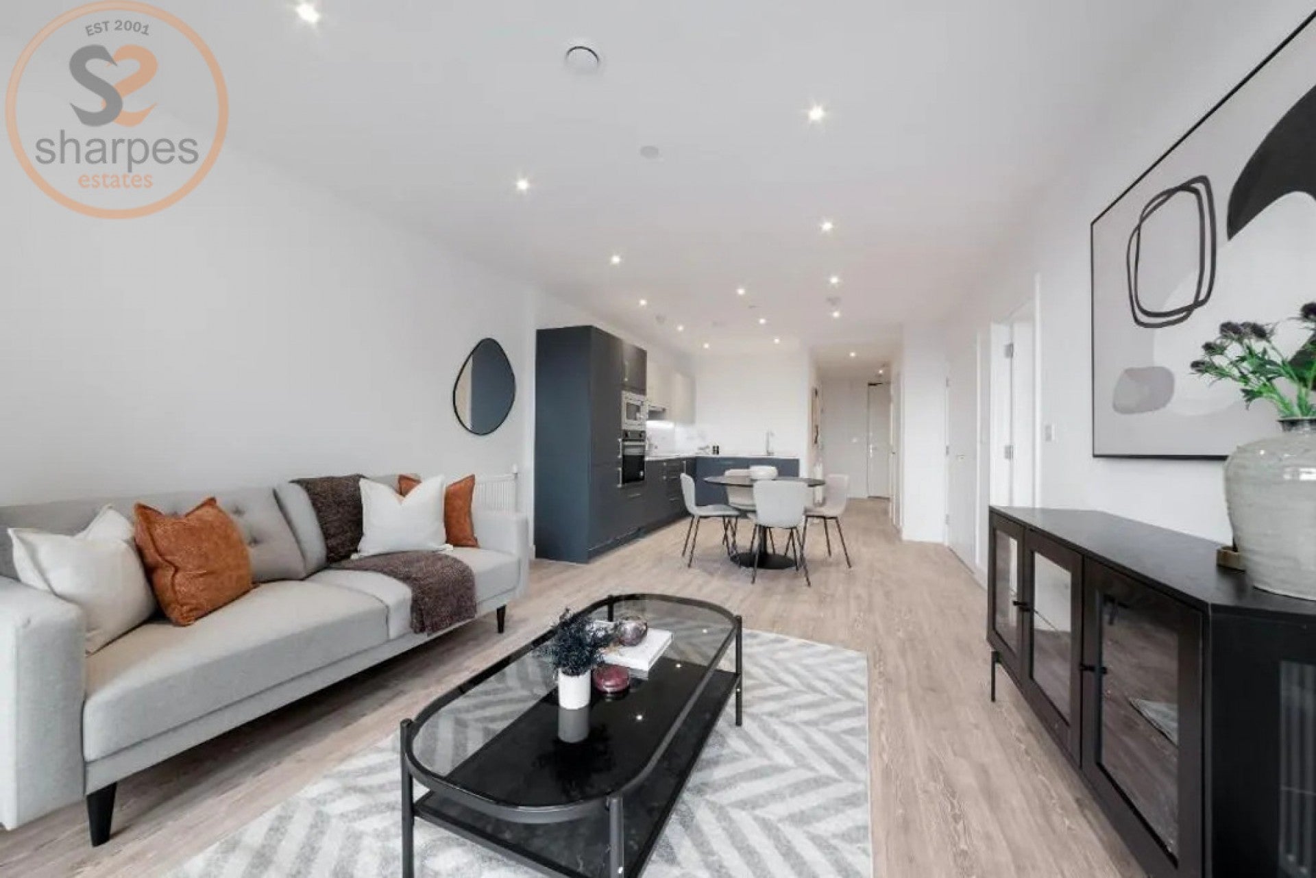 Flat Beverley Way in Greater London