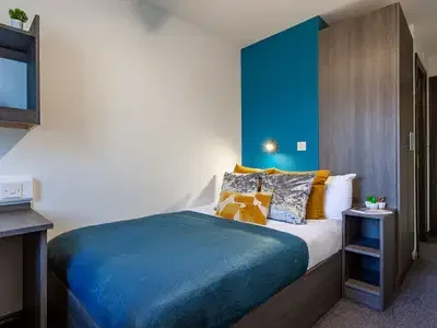 Room Great Shaw Street in Preston