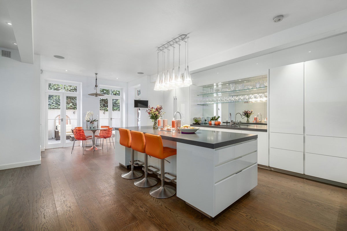 House Collingham Gardens in Greater London