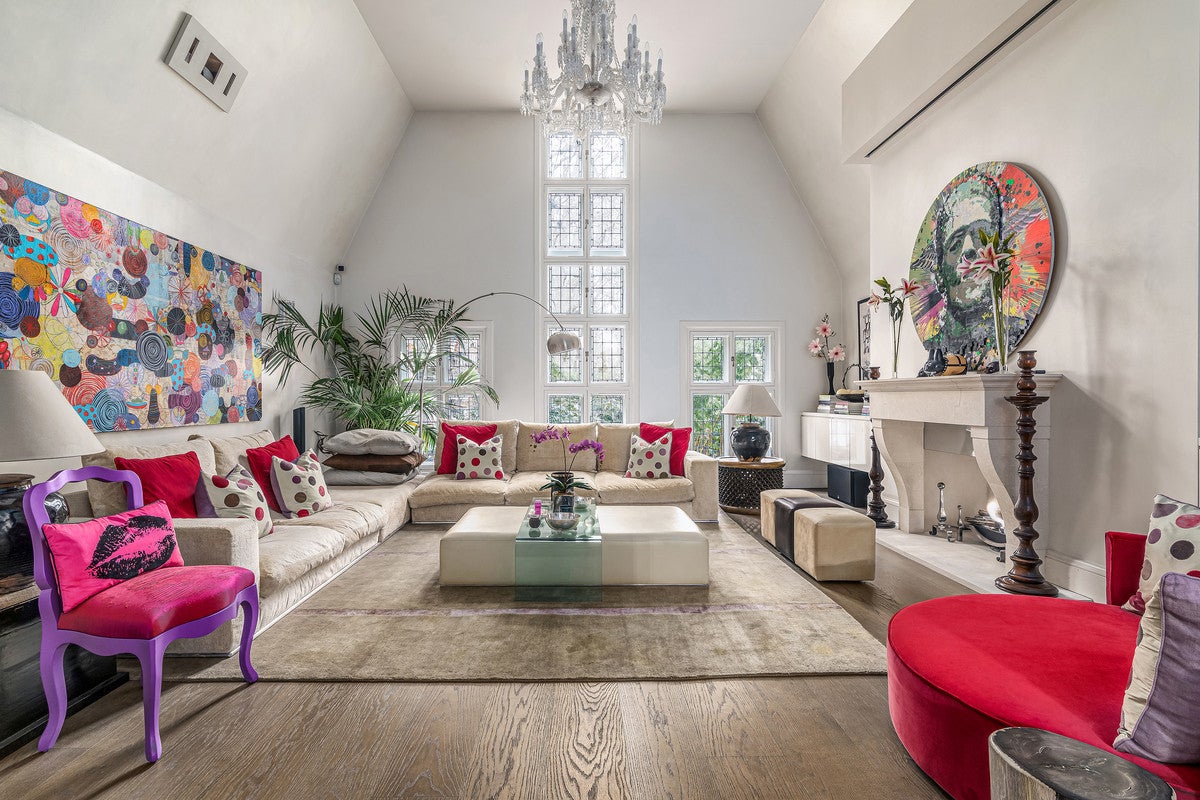 House Collingham Gardens in Greater London