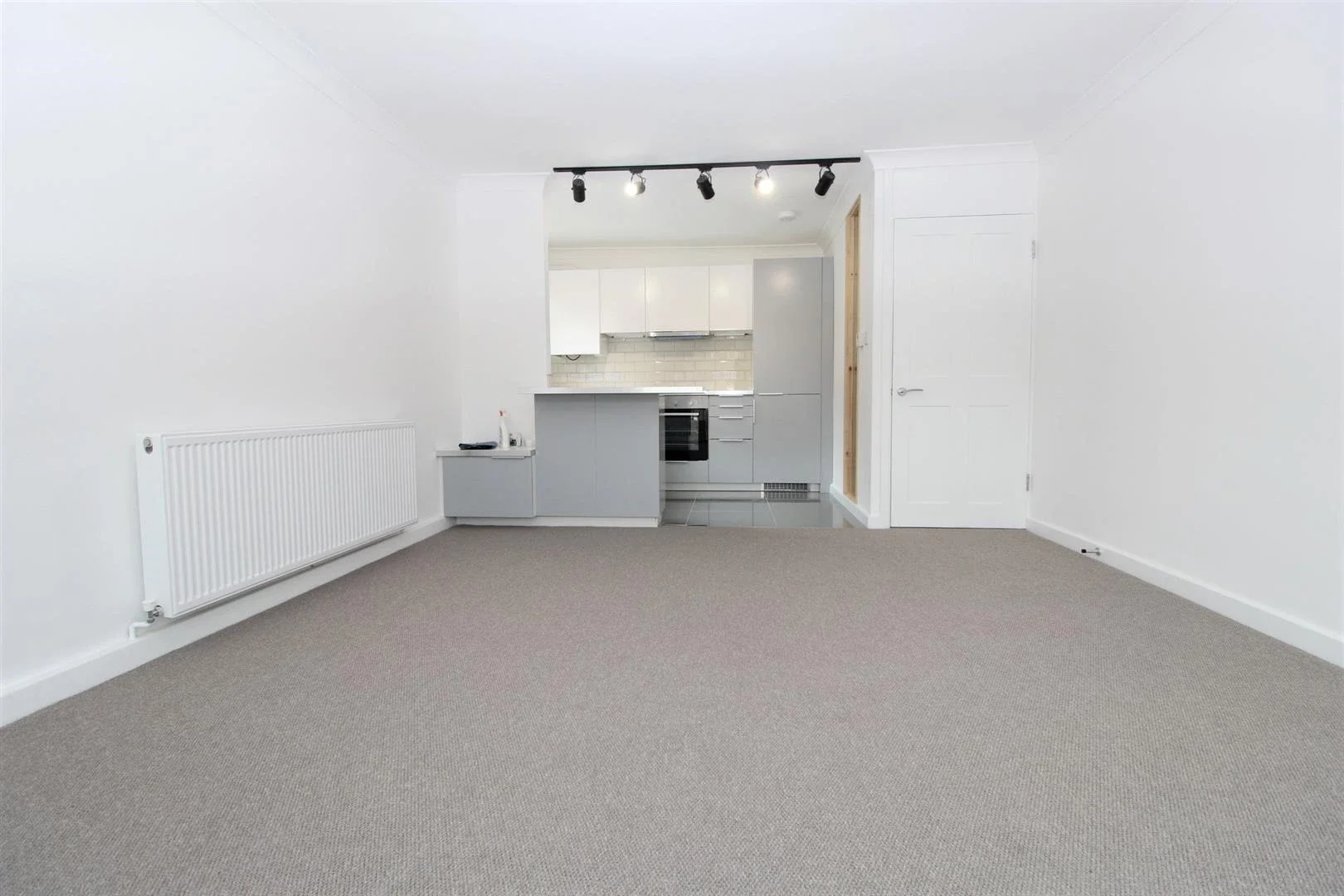 Room Williams Grove in Greater London
