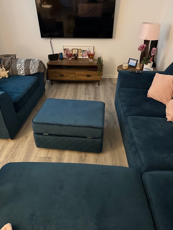 Room Camberley Road in North Tyneside