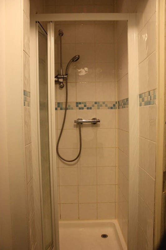 Room Langham Road in Greater London