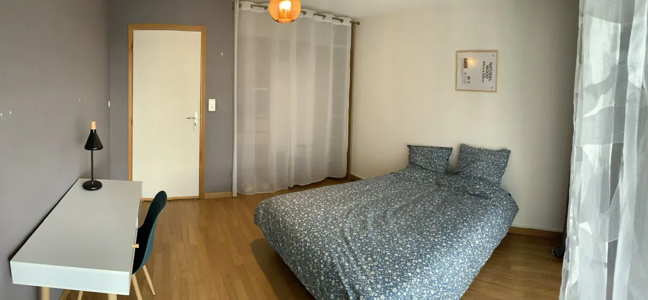Chambre Rue Raymond Poincaré à Reims