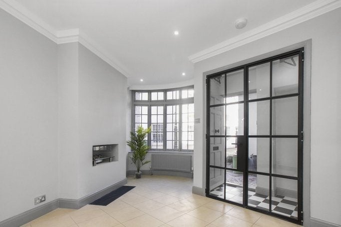 House Chesham Mews in London