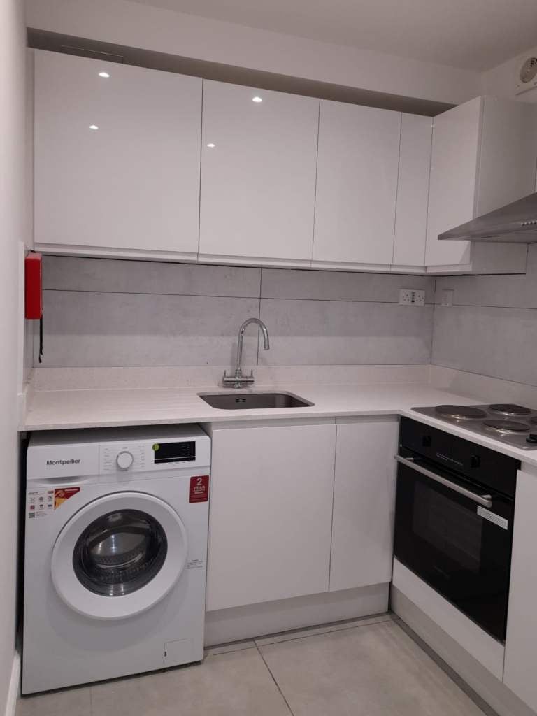 Room Halston Close in Greater London