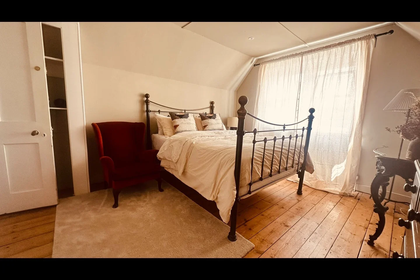 Room Maryon Road in Greater London