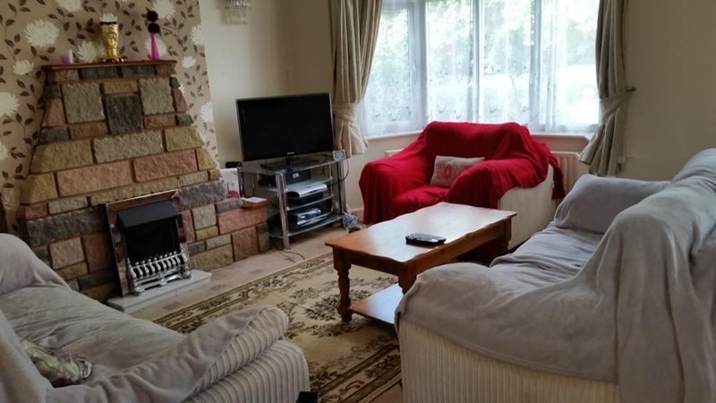 Room Arden Road in Birmingham
