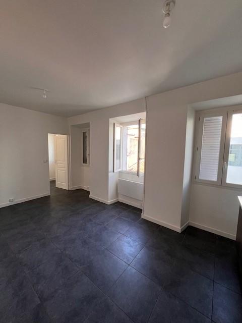 Flat Rue Robert in Marseille