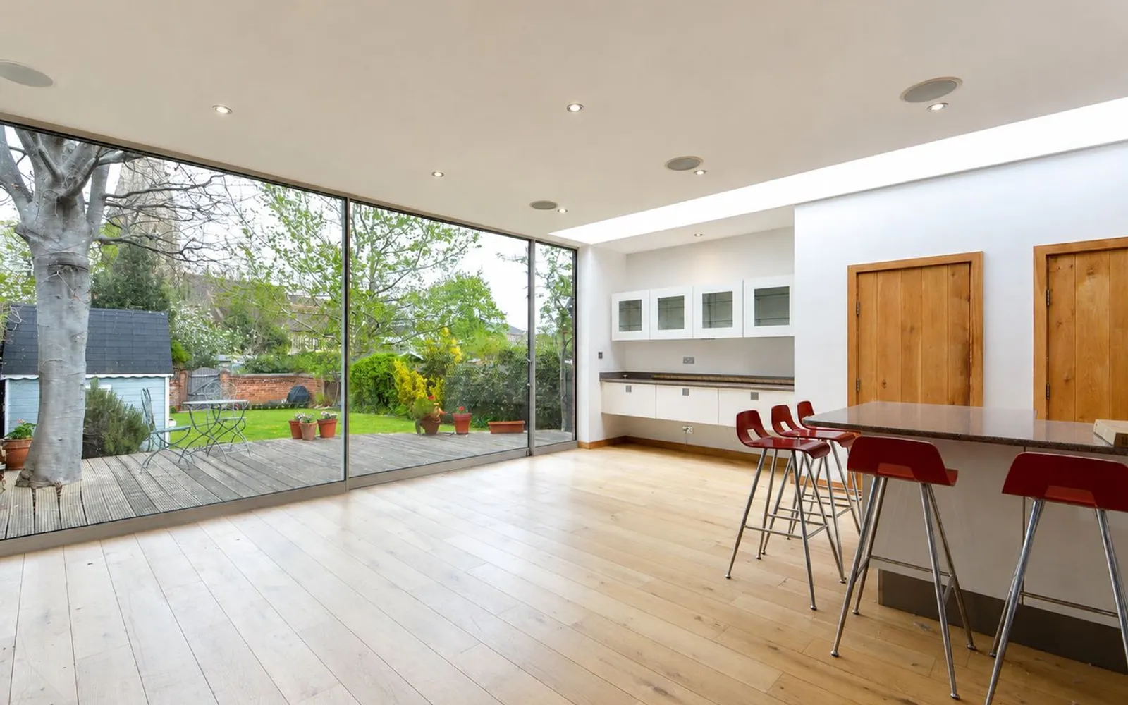 House Limes Road in Elmbridge