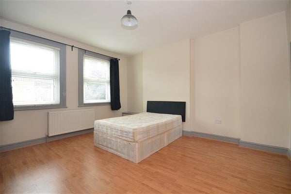 House Sebert Road in London