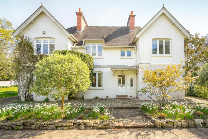 House Cooper's Hill Lane in Borough of Runnymede