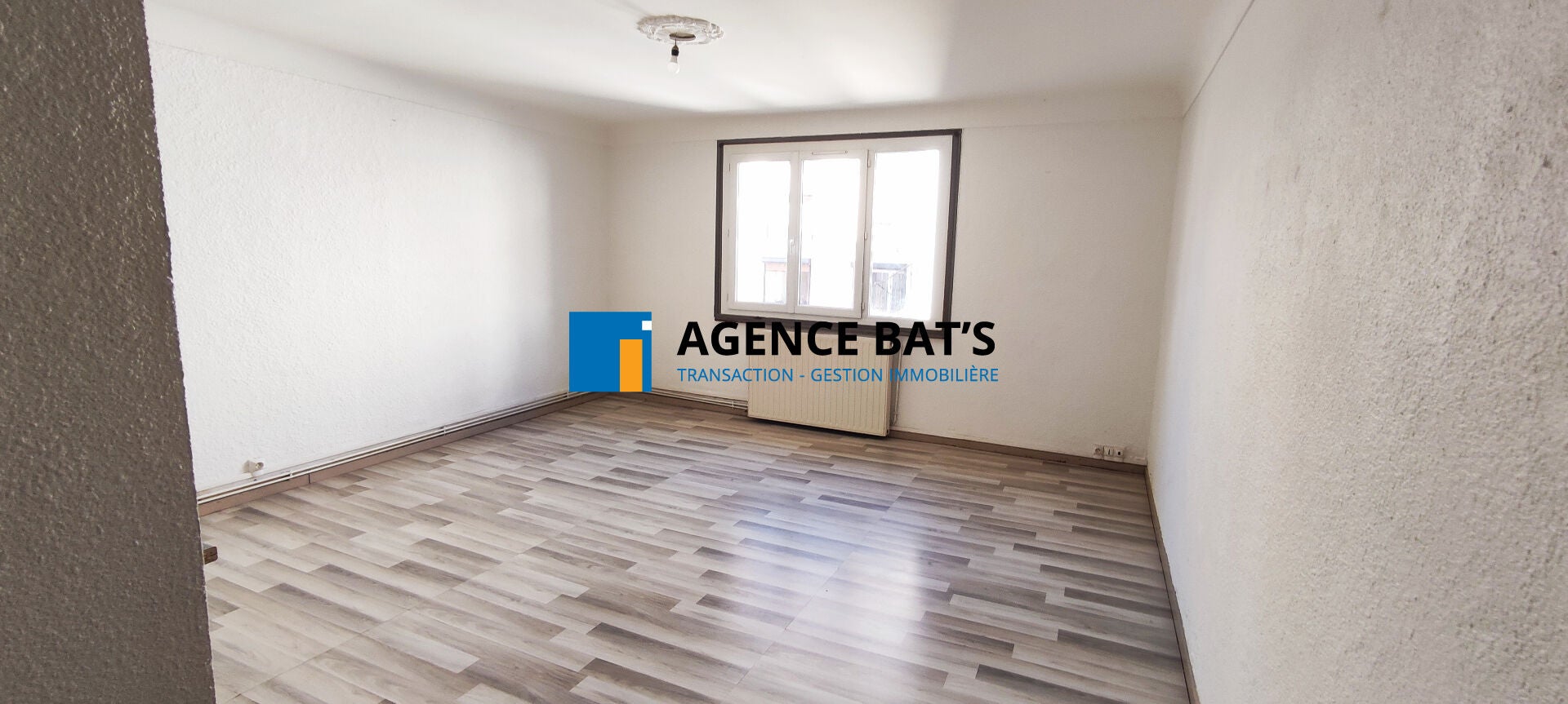 Appartement Rue Martin Bernard à Sury-le-Comtal