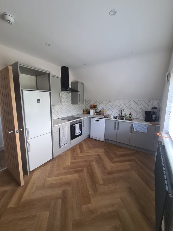 Flat Wrington Road in Bristol