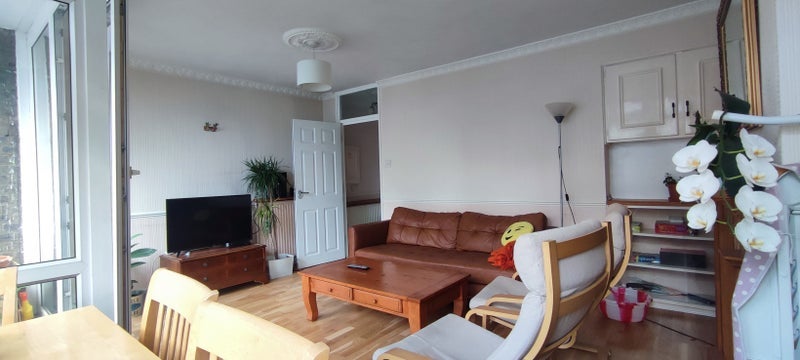 Room Falmouth Road in Greater London