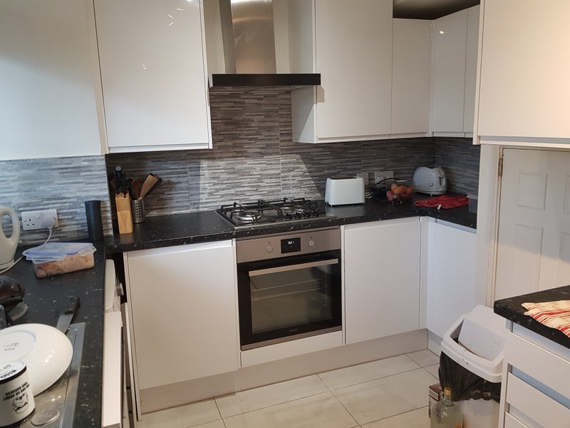 Room Falmouth Road in Greater London