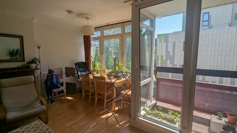 Room Falmouth Road in Greater London