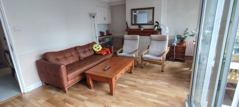 Room Falmouth Road in Greater London