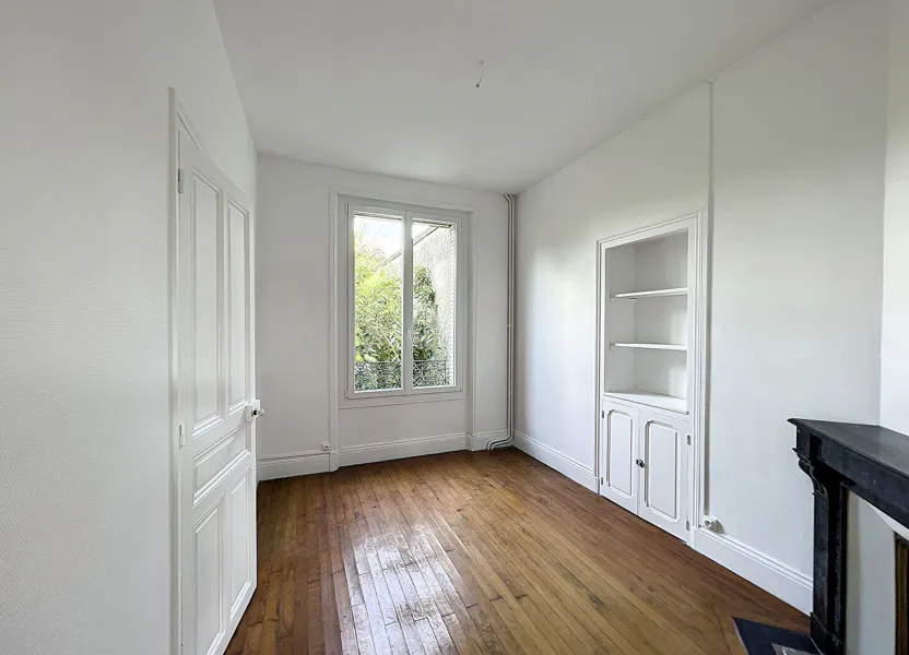 House Rue Henri Millet in Romilly-sur-Seine