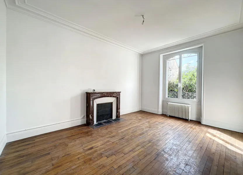 House Rue Henri Millet in Romilly-sur-Seine