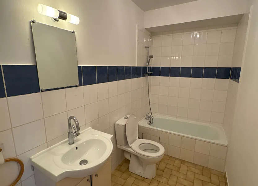 Flat Rue Jules Vernissat in Romans-sur-Isère