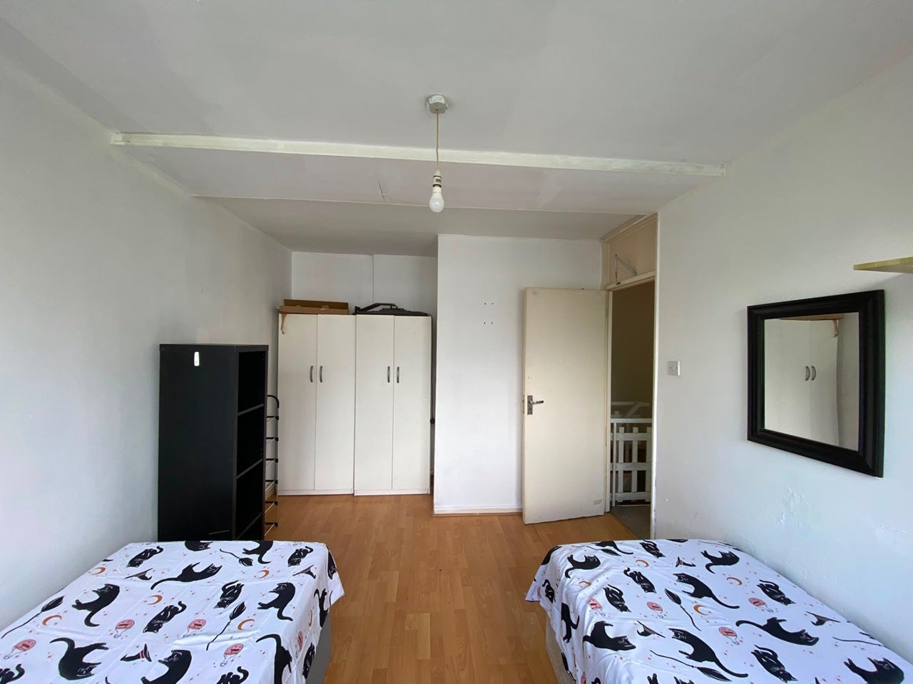 Room Harbridge Avenue in Greater London