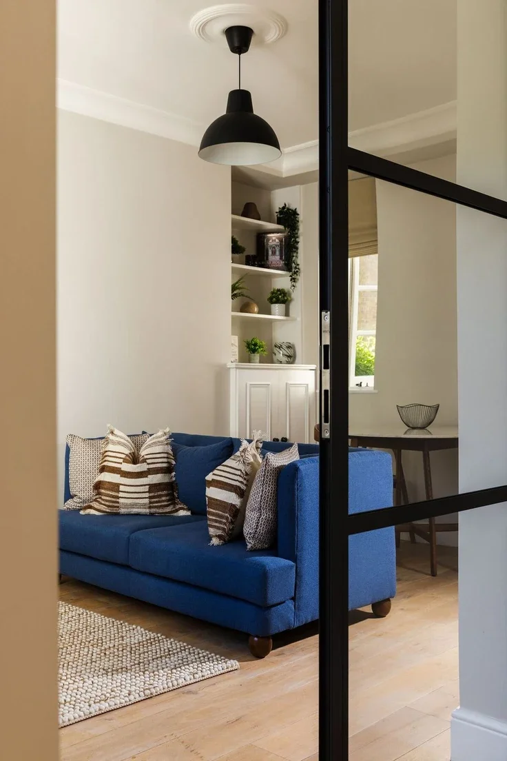 Flat Holland Place in Greater London