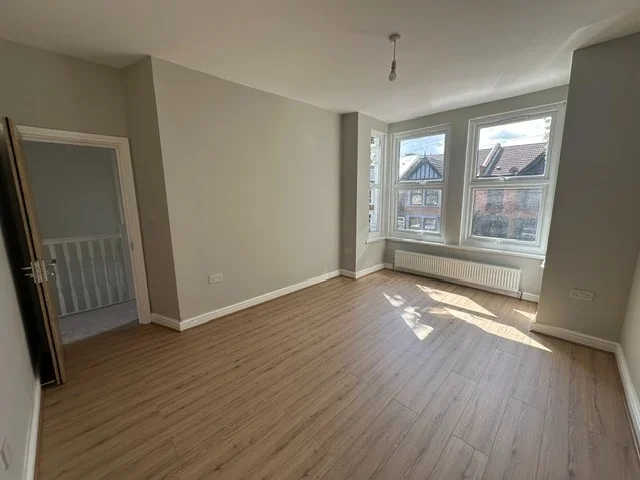 Room Lichfield Road in Greater London
