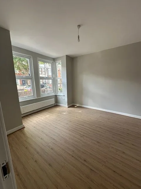 Room Lichfield Road in Greater London