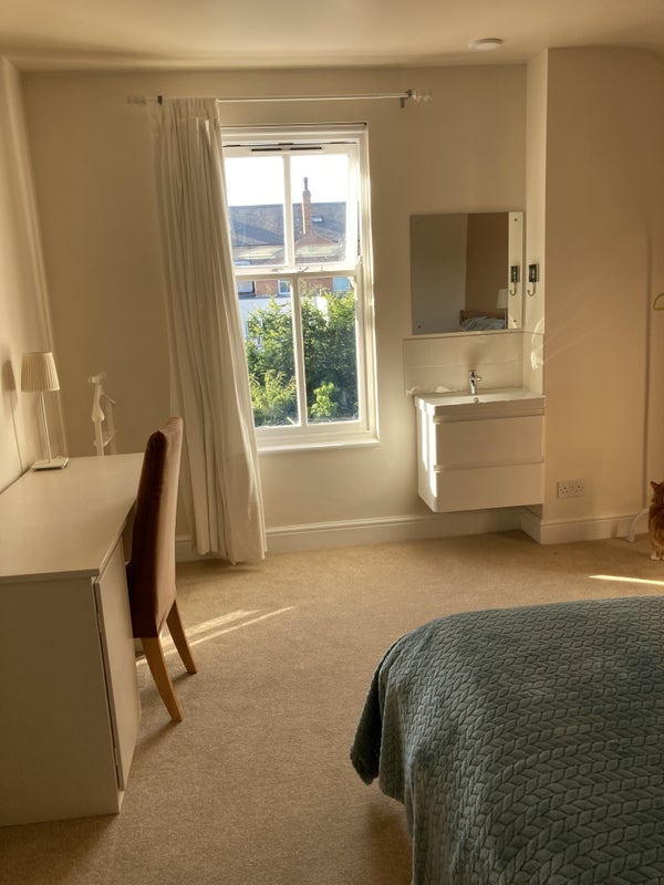Room South Road in Rushcliffe