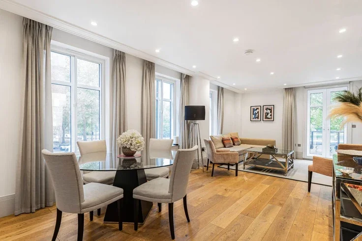 Flat Park Lane in City of Westminster