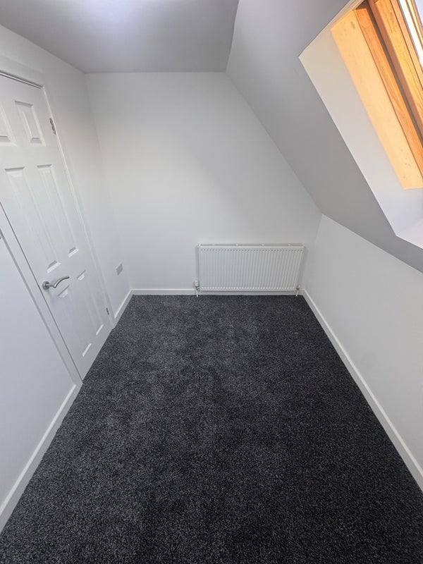 Room Crossways Road in Greater London