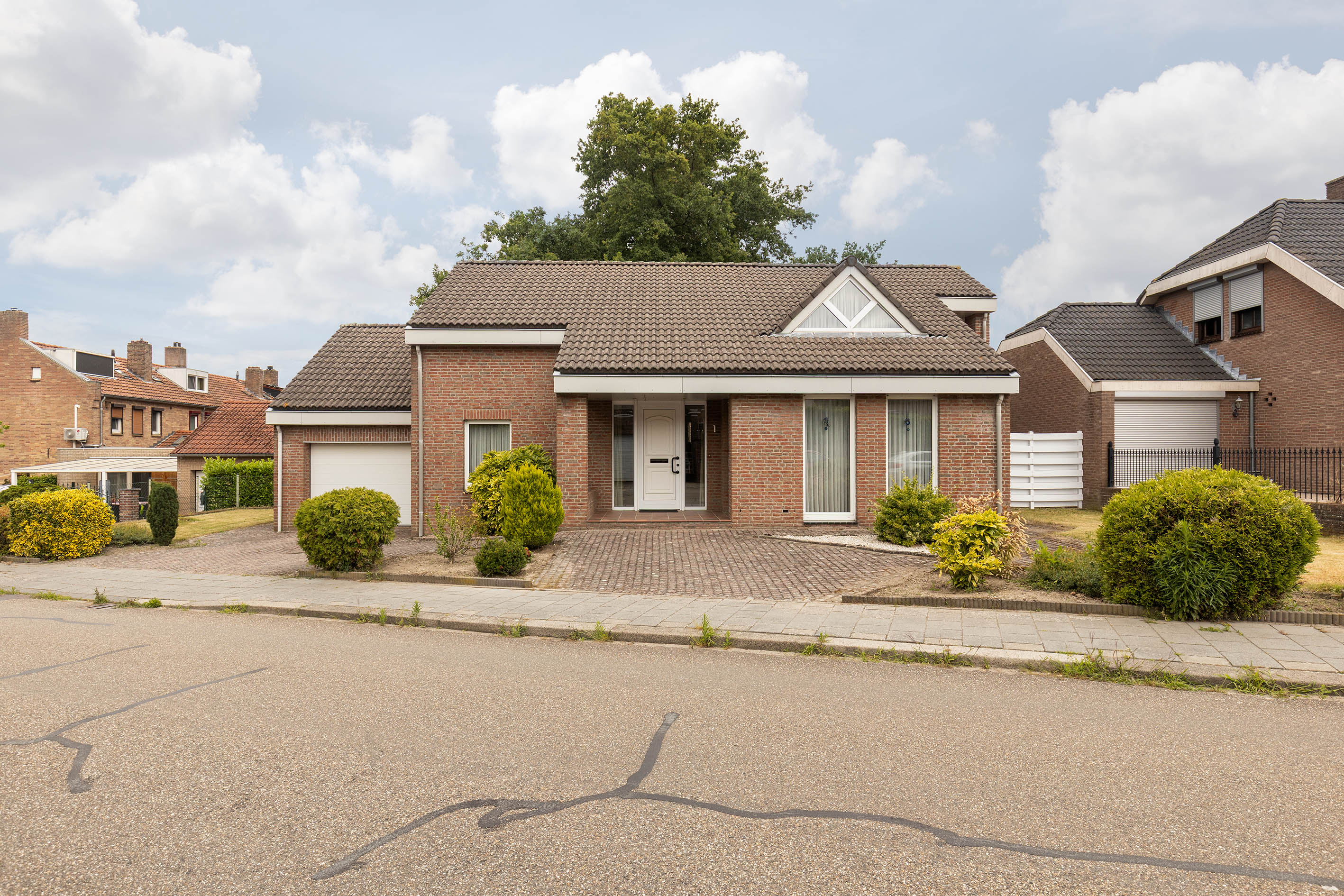 Huis Julianastraat 1 in Schinveld