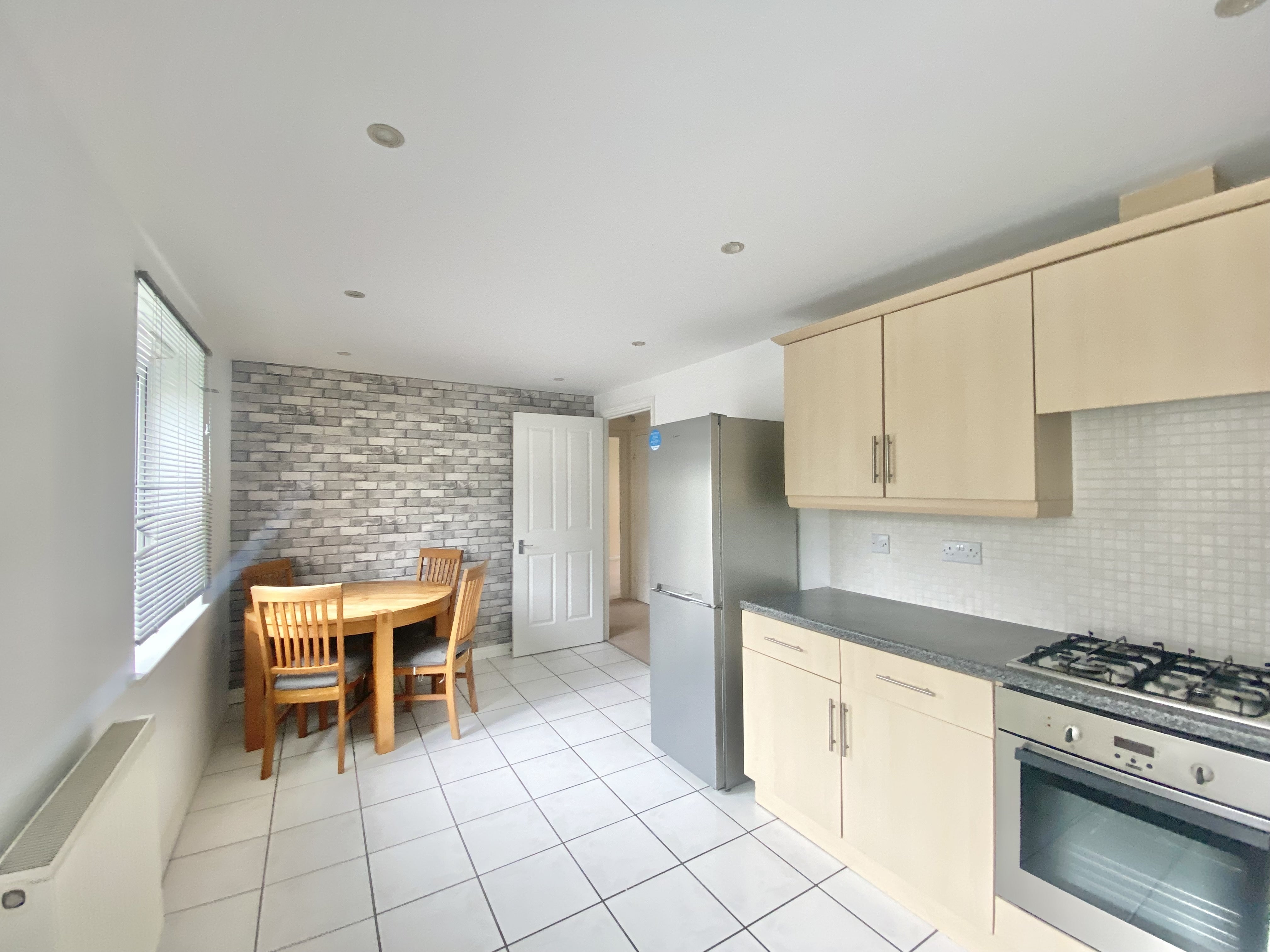 Flat Sachfield Drive in Grays