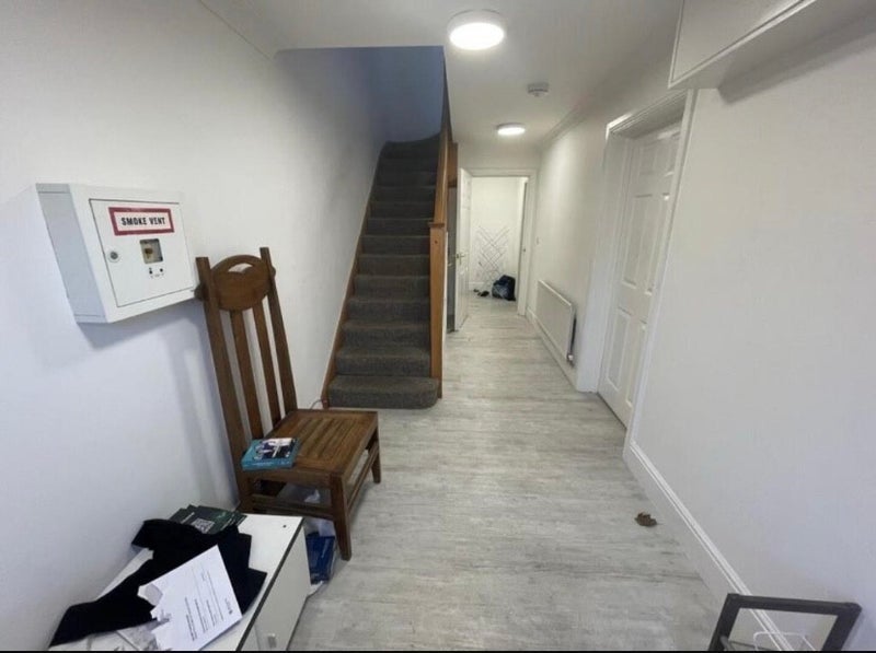 Room Hadfield Close in Manchester
