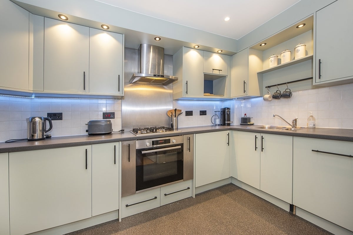 Flat Charter Quay in Greater London
