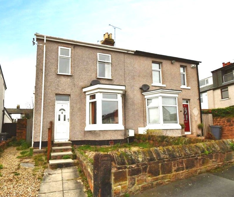 House Dale Avenue in Heswall