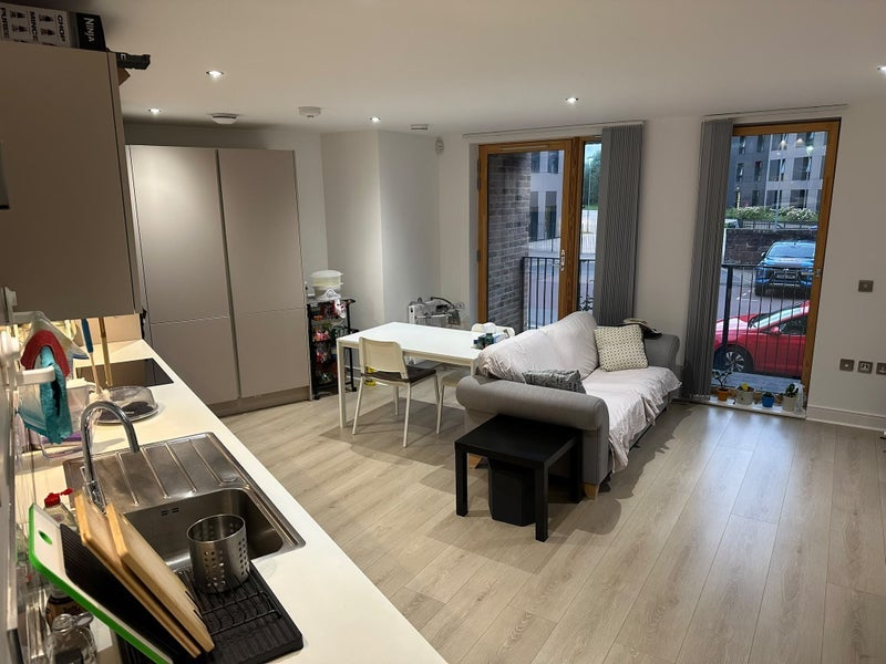 Flat Yorkhill Street in Glasgow