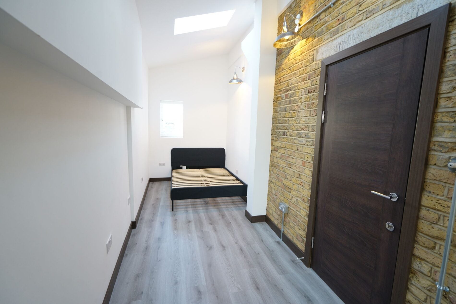 Room Gravel Pit Cottages in Grays