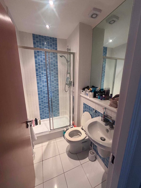 Room Alexandra Gate in Glasgow
