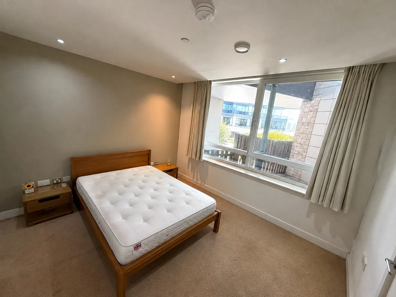 Room Blyth Road in Greater London