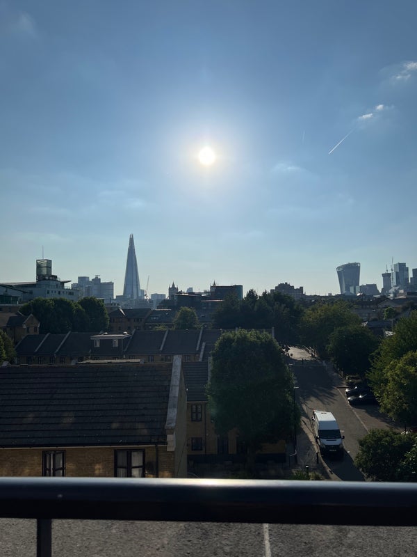 Room Wapping High Street in Greater London