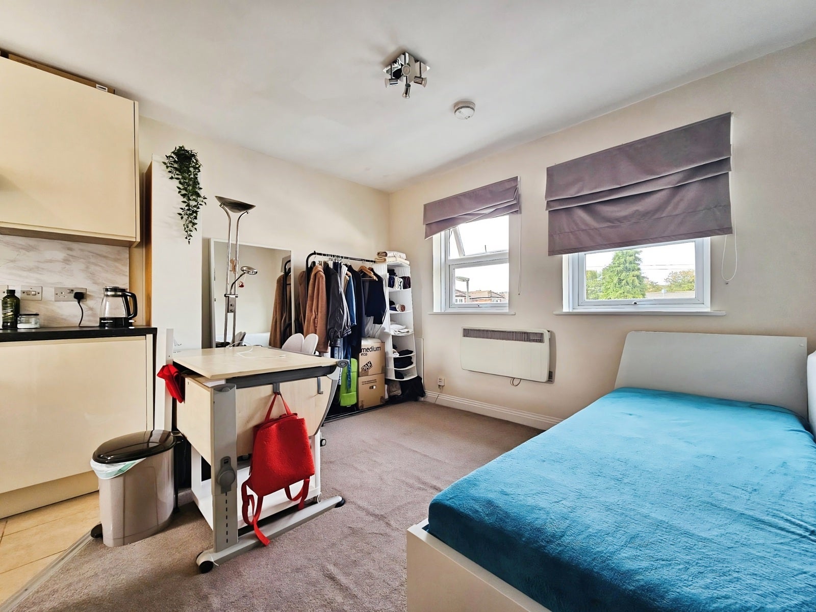 Flat Rusham Road in Borough of Runnymede