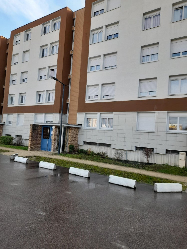 Appartement Rue du Beau Toquat à Troyes