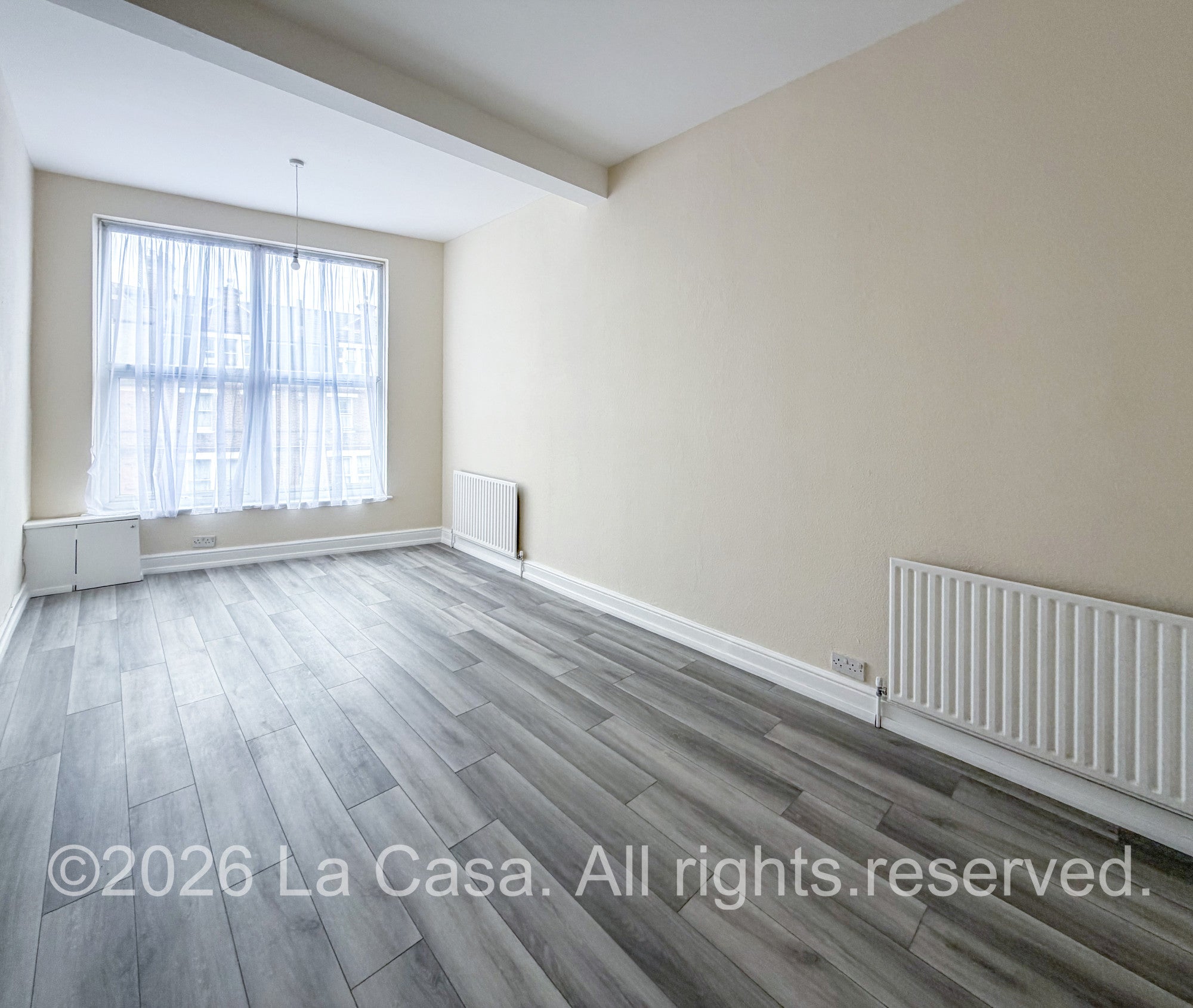 Flat Camberwell Road in Greater London