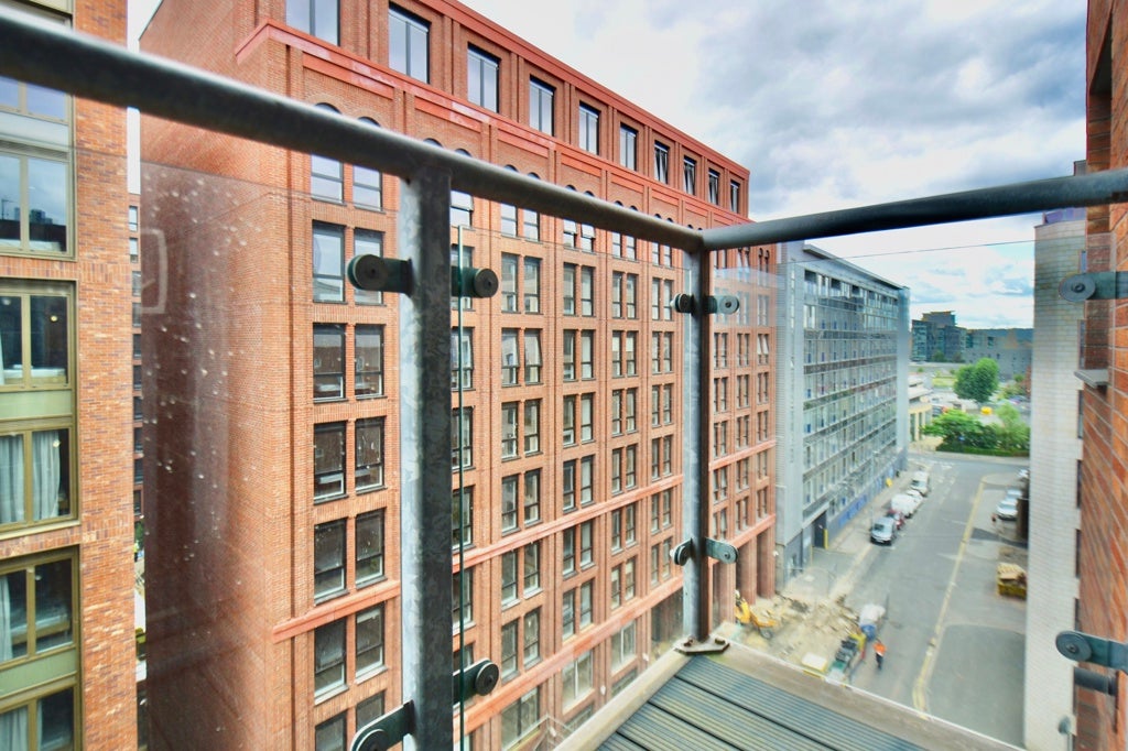 Flat Skinner Lane in Leeds