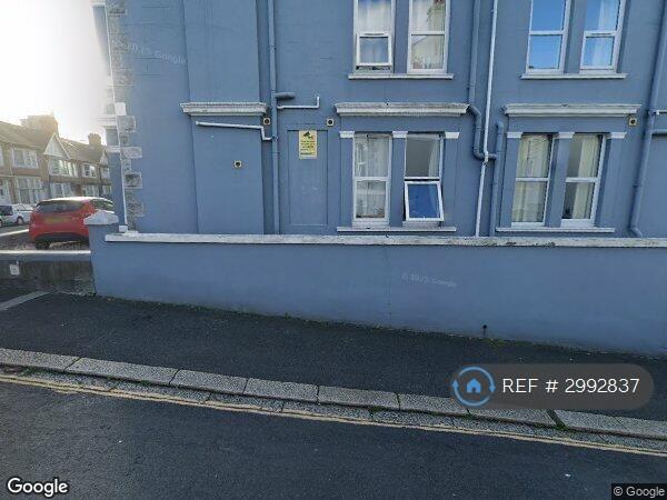 Room North Road East in Plymouth