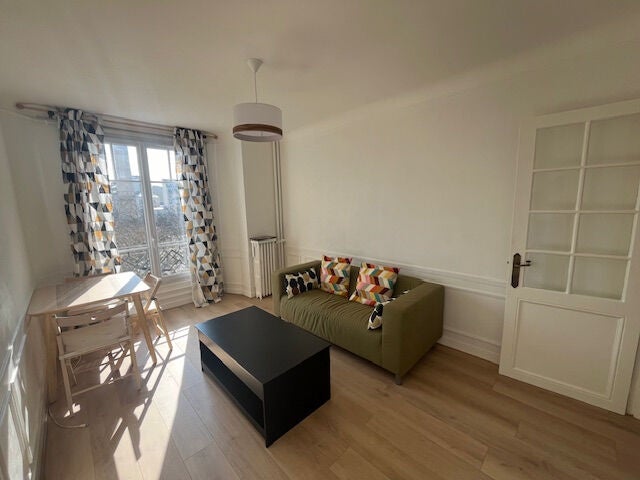Flat Boulevard de Charonne in Paris