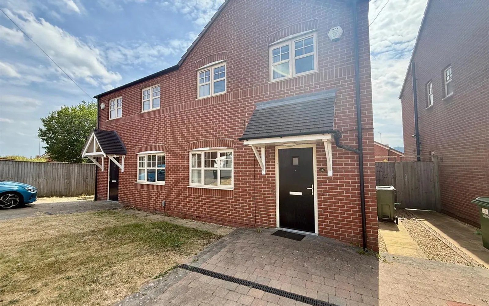 House Ashfield Grove in Halesowen